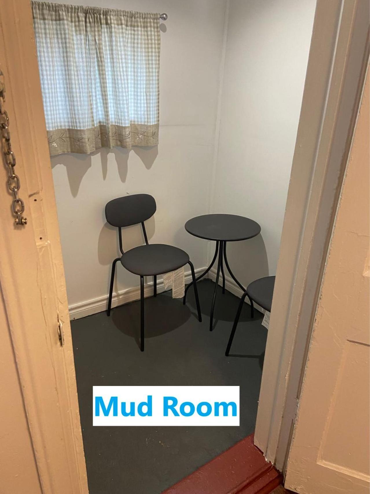 Budget Quad Room With En Suite Bathroom 36B Toronto Bagian luar foto